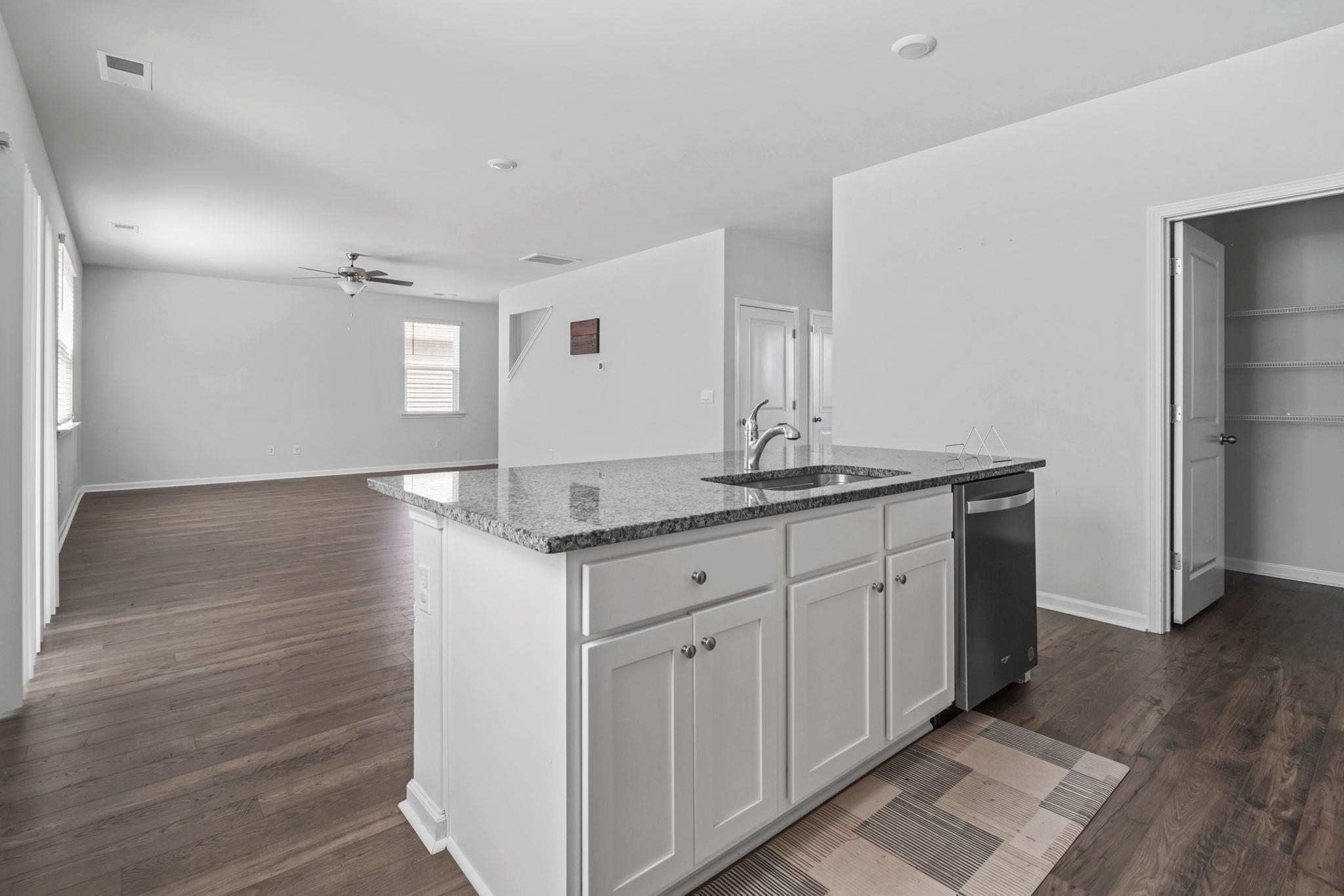 543 Meadowgrass Court Myrtle Beach, SC 29588 - Photo 9 of 40