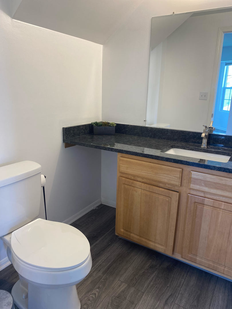 1365 Fox Hound Trail Beecher, IL 60401 - Photo 9 of 22 a bathroom with a toilet and a sink