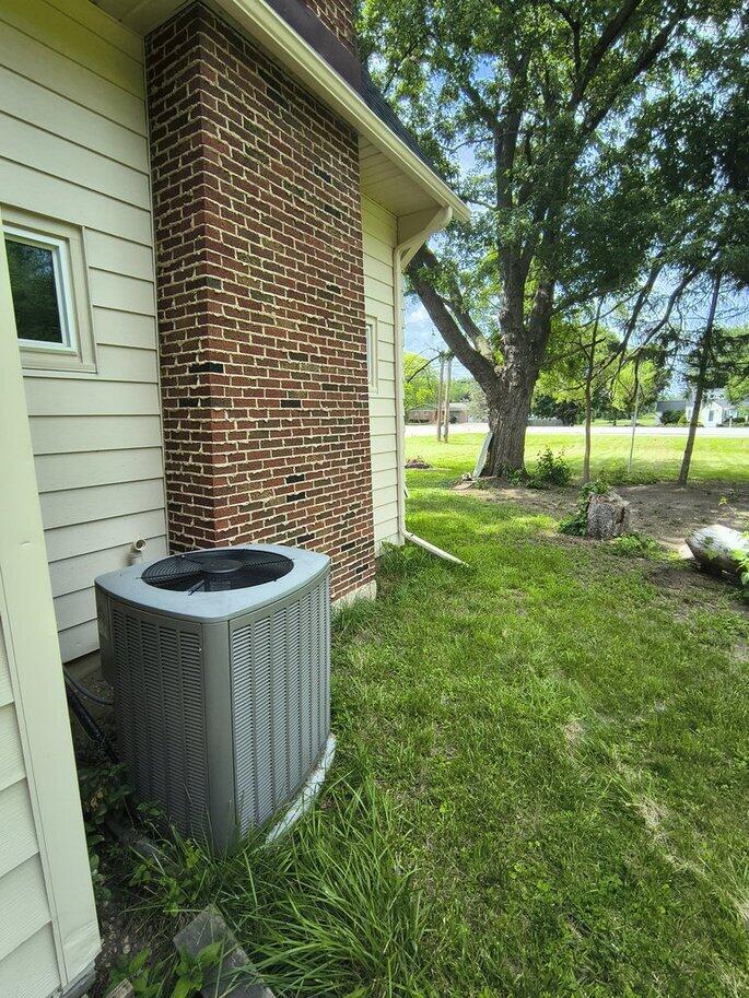 6277 Corunna Road Flint, MI 48532 - Photo 34 of 44 jHOpNBotQ2K25iKOXf-eow