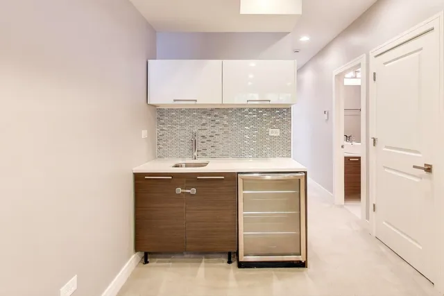 a view of walk in closet