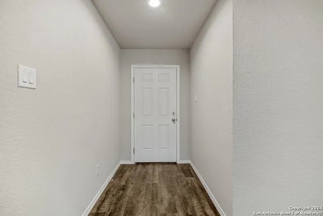 $1,600 | 327 Valmet Drive, New Braunfels, TX 78130