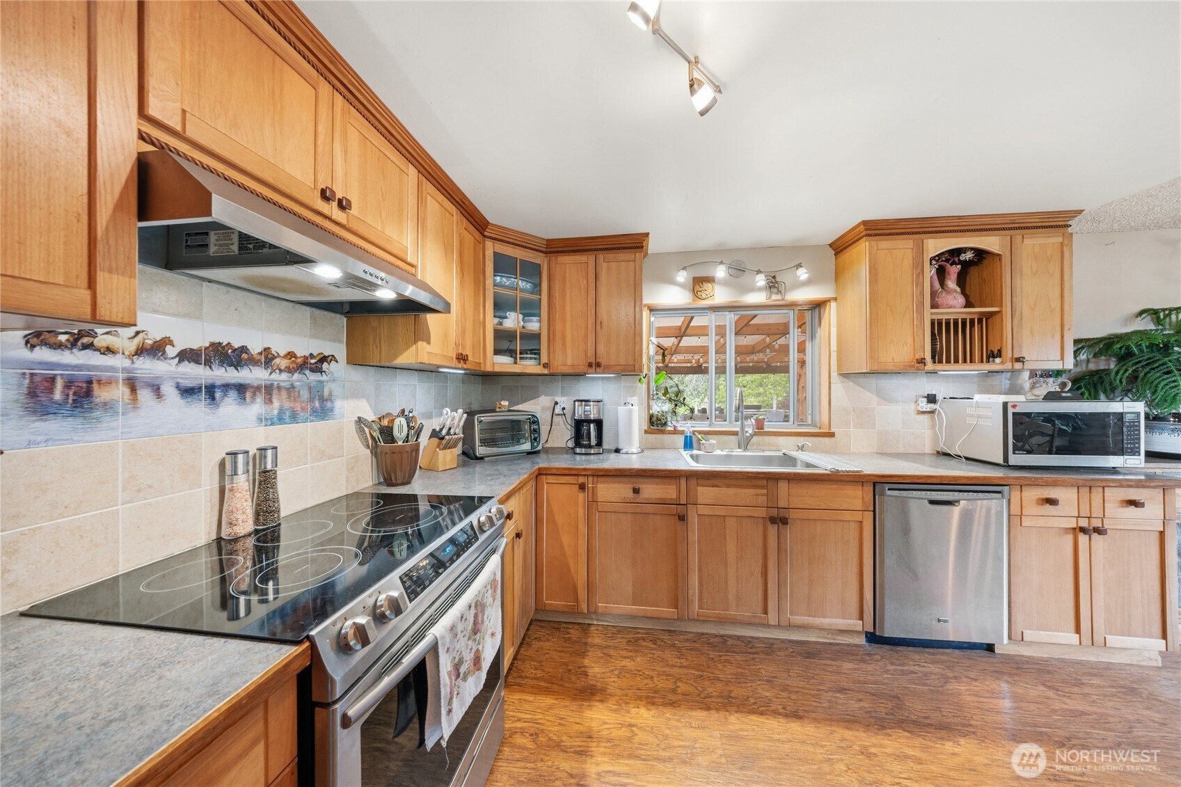 62 Roupe Road Sequim, WA 98382 - Photo 7 of 40