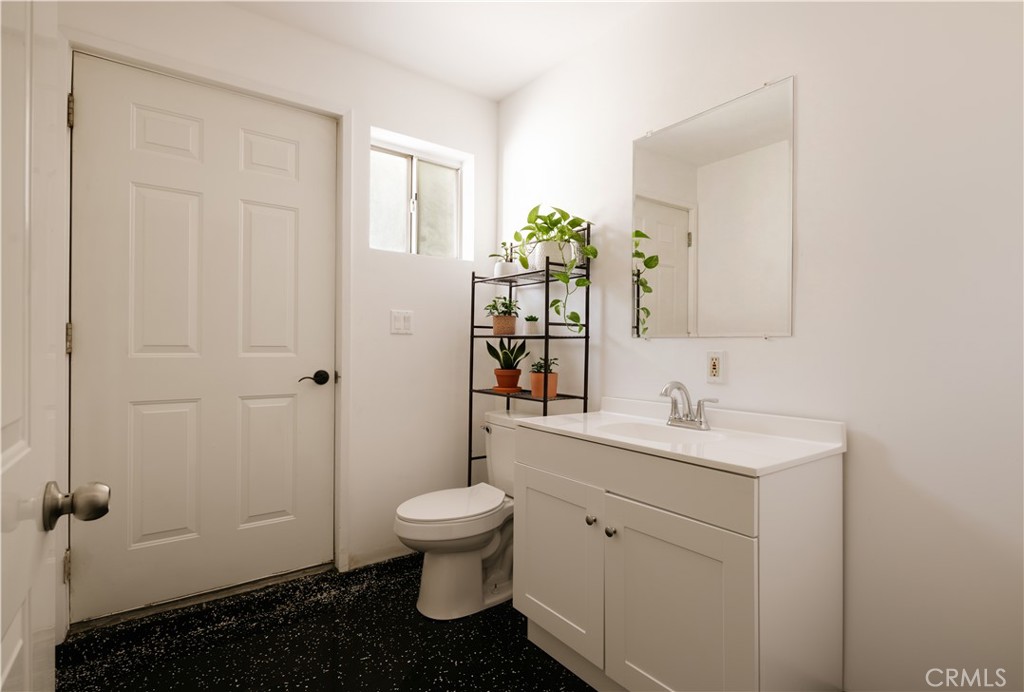 8202 Rhea Avenue Reseda, CA 91335 - Photo 19 of 31 virtually staged
