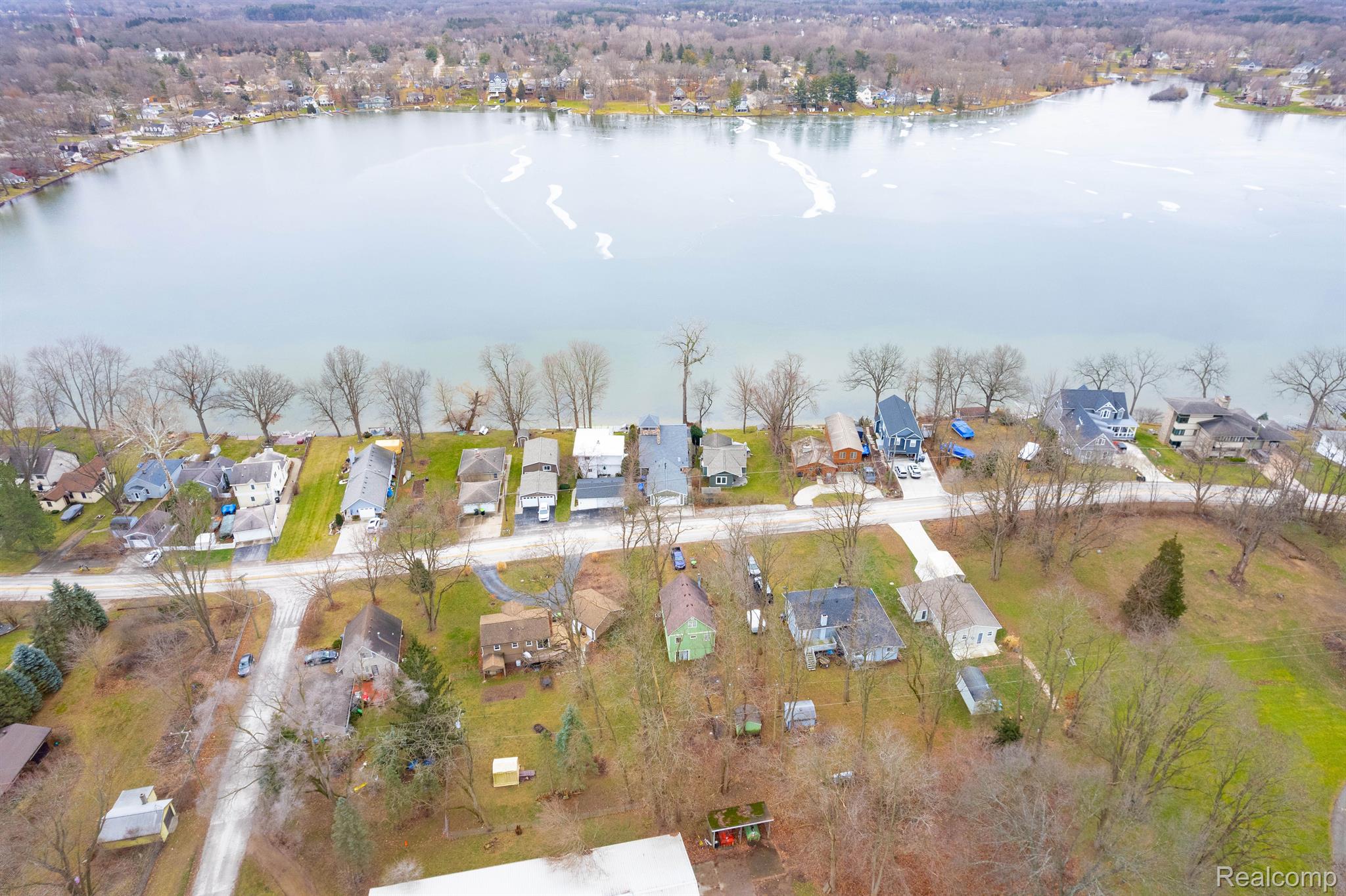 3432 Rush Lake Road Pinckney, MI 48169 - Photo 2 of 20 Gallery Image 2