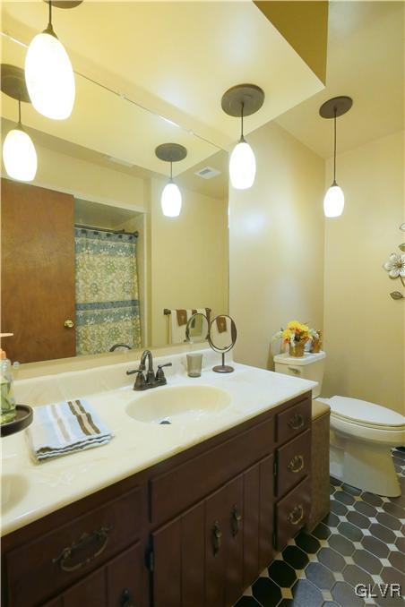 7098 Passer Road Coopersburg, PA 18036 - Photo 15 of 23 Gallery Image 15
