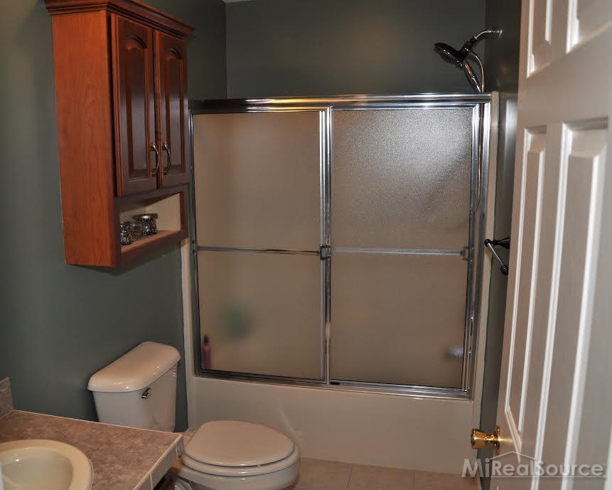 3610 Shoemaker Road Almont, MI 48003 - Photo 15 of 22 31222831-14.JPG