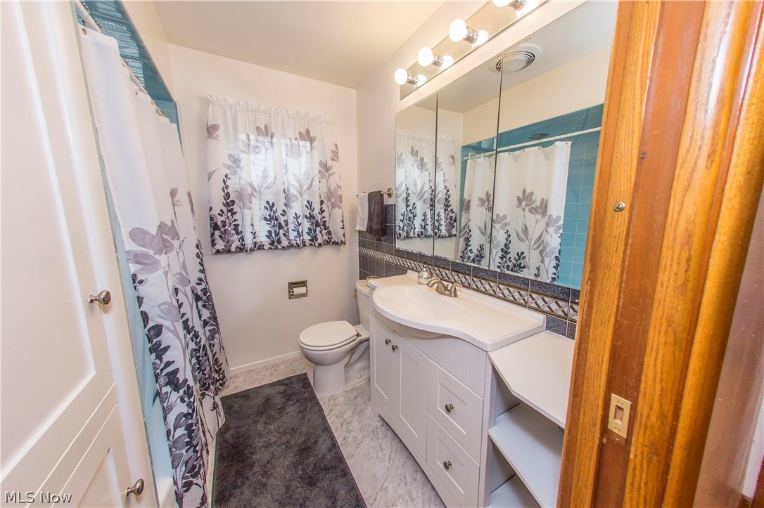 264 South Miller Road Akron, OH 44333 - Photo 22 of 35