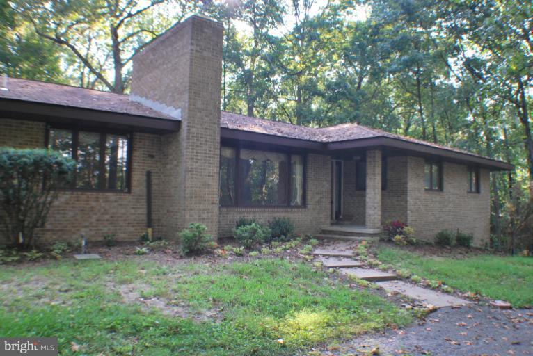 14027 Triadelphia Mill Road Dayton, MD 21036 - Photo 26 of 30 Exterior (Front)