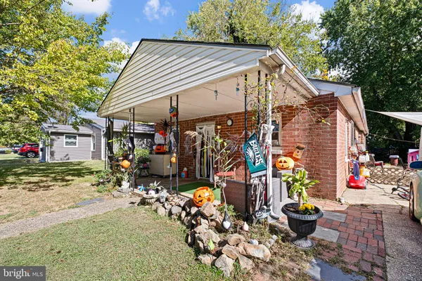 $265,000 | 445 Anderson Drive, Wilmington, DE 19801