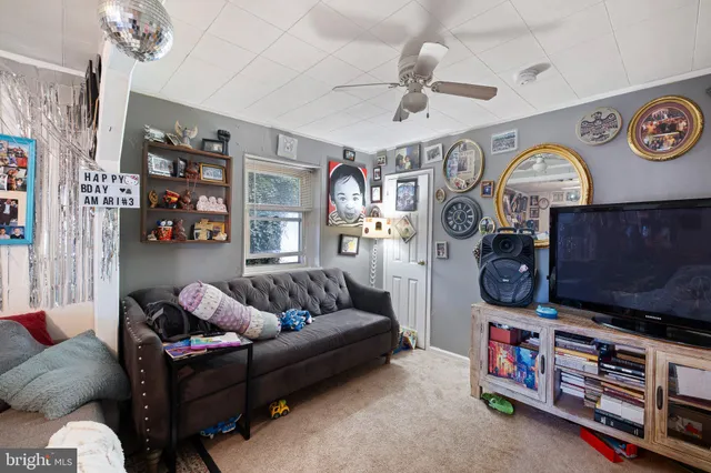 $280,000 | 445 Anderson Drive, Wilmington, DE 19801