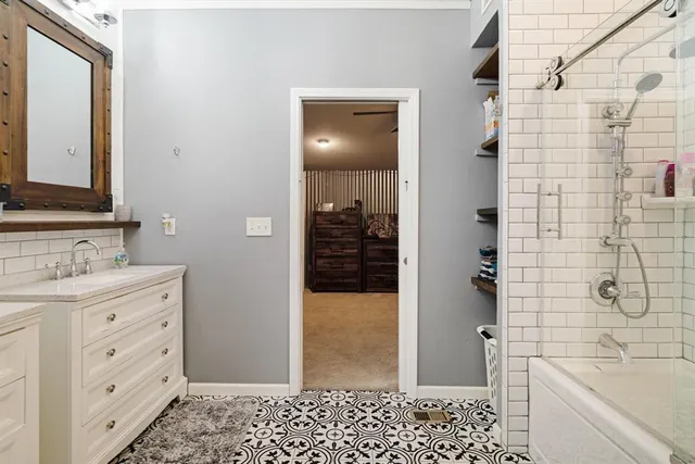 $460,000 | 206 Laramie Lake Drive, Powderly, TX 75473