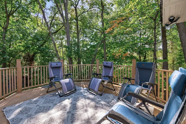 $710,000 | 3225 Wellington Lane North, Plymouth, MN 55441