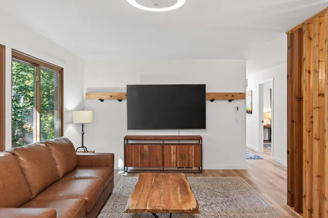 $710,000 | 3225 Wellington Lane North, Plymouth, MN 55441