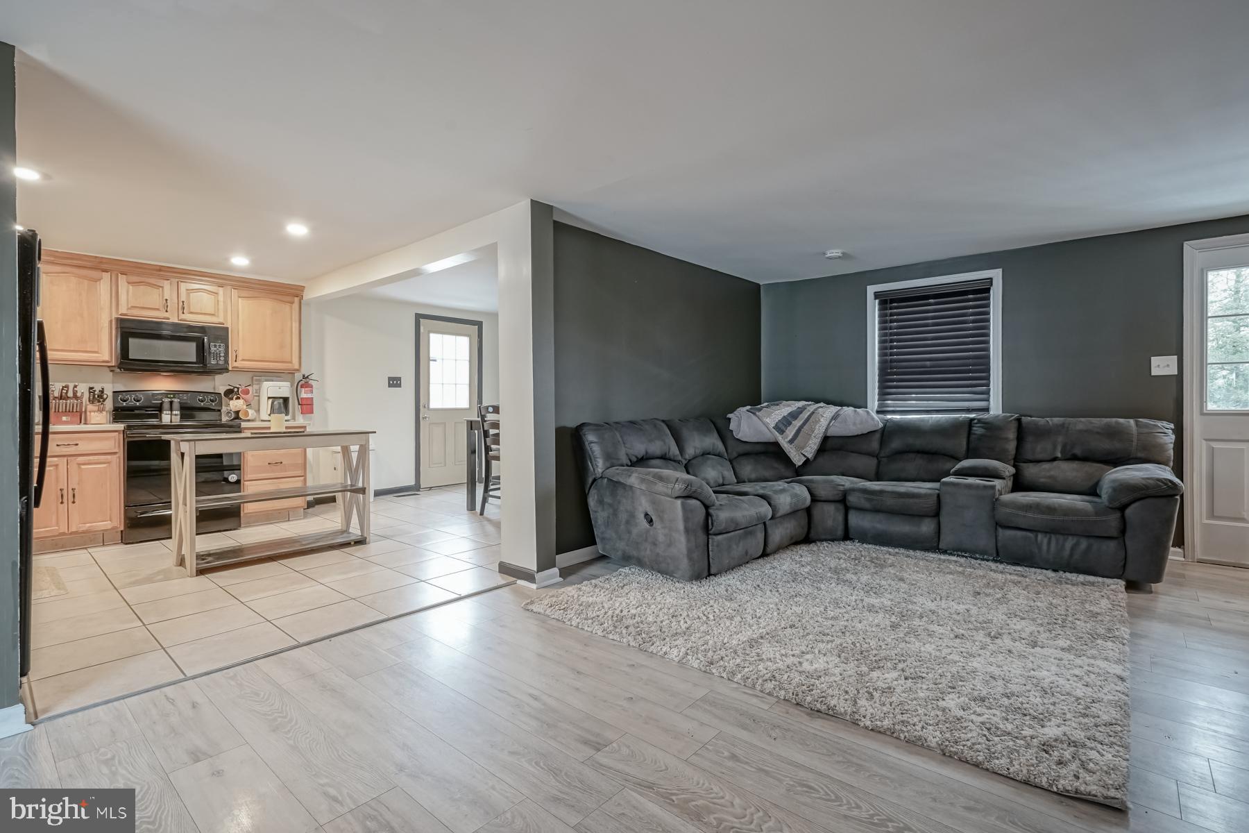 29 Nottingham Road Pennsville, NJ 08070 - Photo 4 of 35