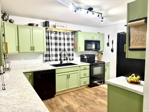 $179,900 | 940 I Street, Bedford, IN 47421