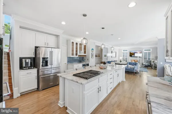 $1,400,000 | 7425 Spring Summit Road, Springfield, VA 22150