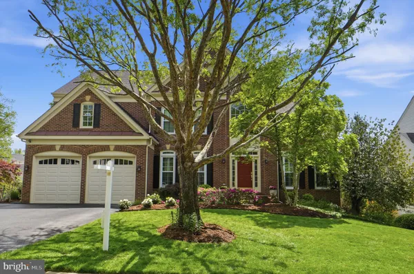 $1,400,000 | 7425 Spring Summit Road, Springfield, VA 22150