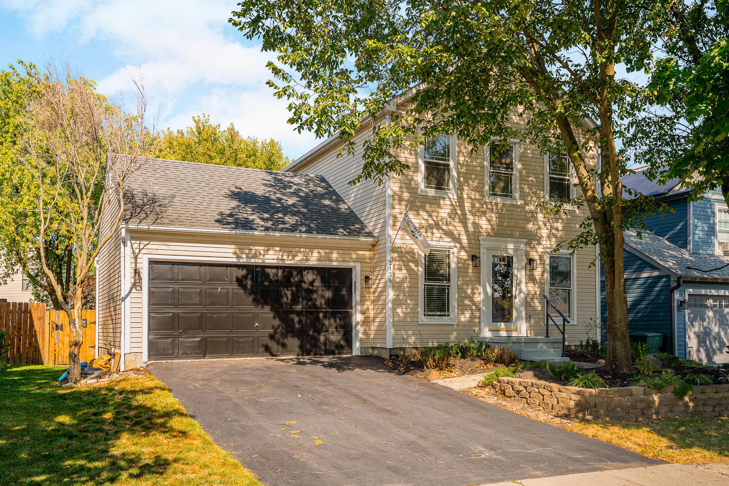 Welcome home to this move-in ready, freshly painted and updated 3 BR, 1.1 Bath home with a fabulous fenced yard! Let's go take a look...