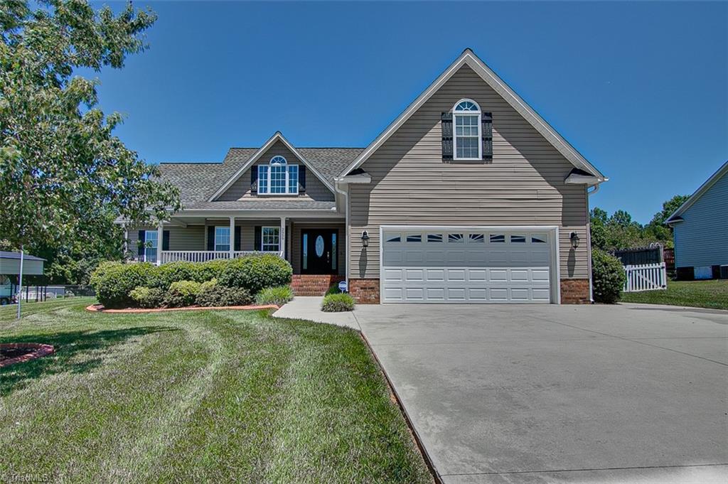 2959 Clear Ridge Drive Trinity, NC 27370 - Photo 2 of 46 Gallery Image 2