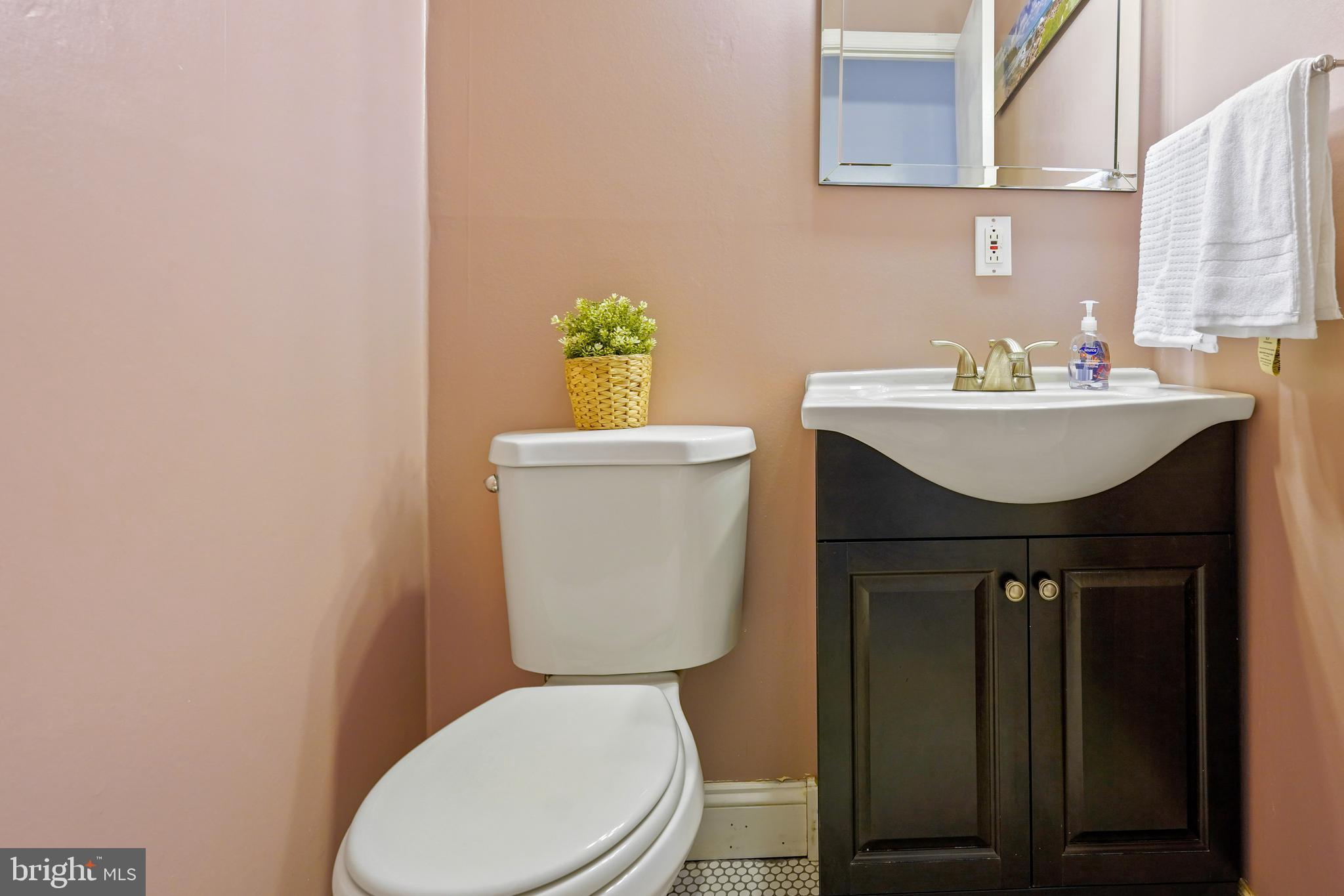 5206 Dalby Lane Burke, VA 22015 - Photo 32 of 36