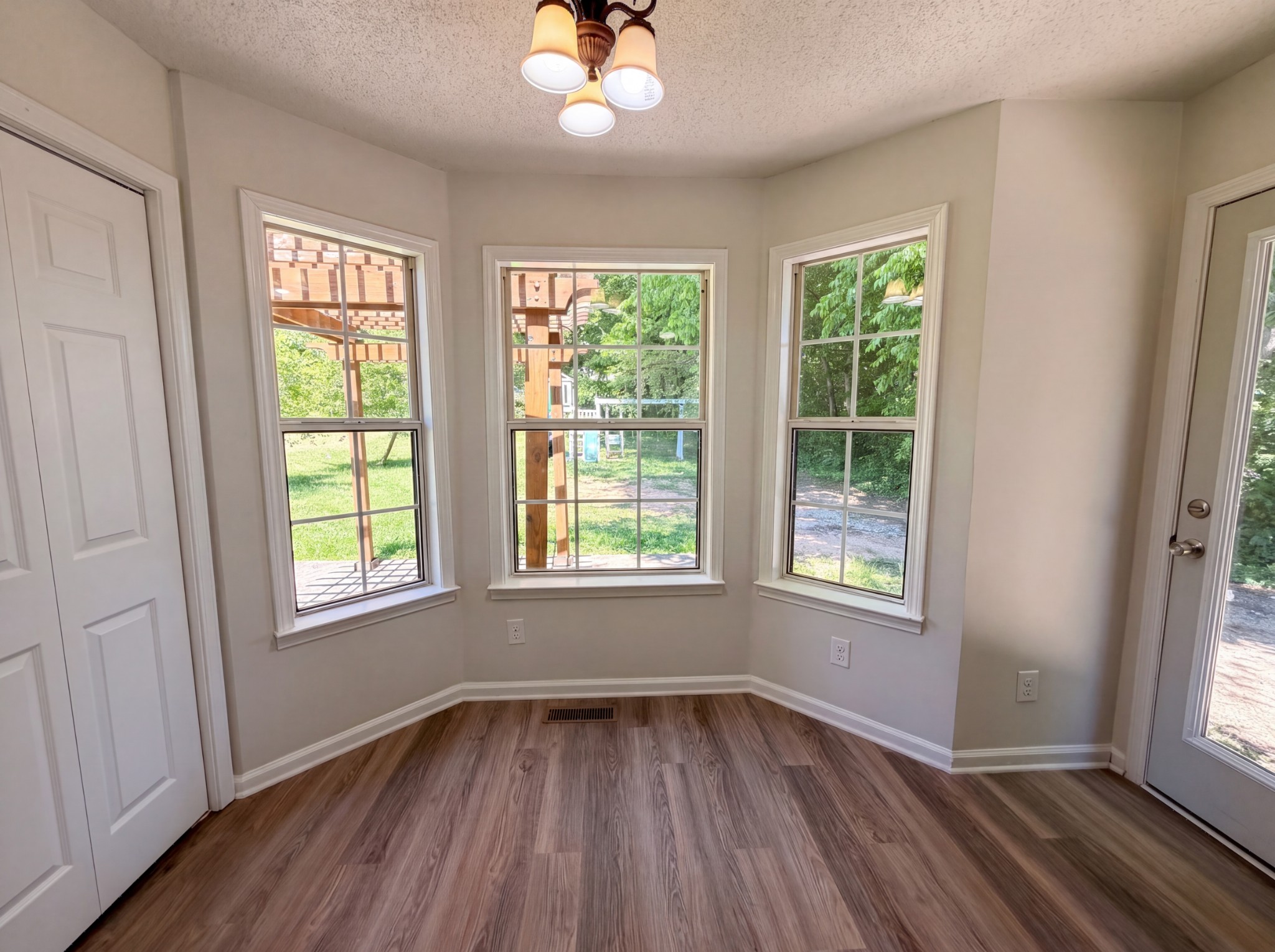 881 Salem Road Clarksville, TN 37040 - Photo 10 of 20 Gallery Image 10