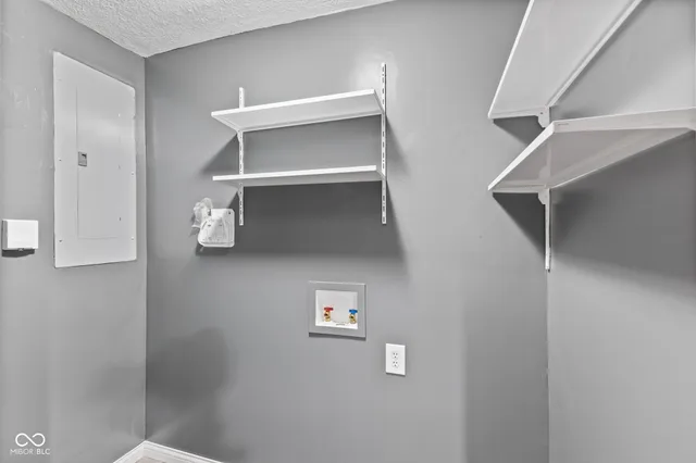 $235,000 | 3011 Taylor Road, Columbus, IN 47203