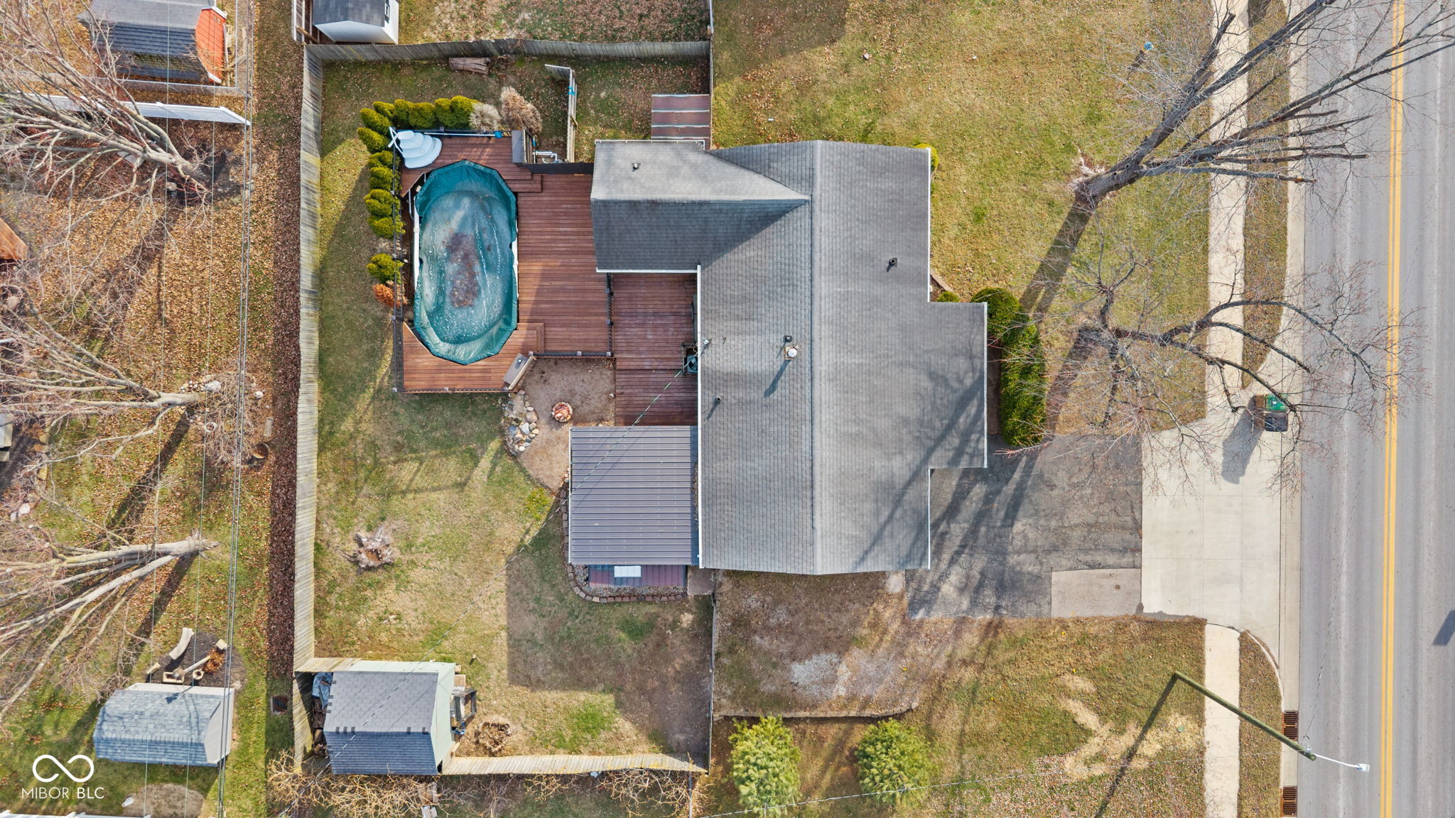 3011 Taylor Road Columbus, IN 47203 - Photo 3 of 44