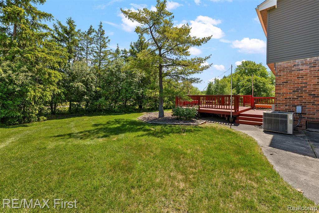 36010 Congress Road Farmington, MI 48335 - Photo 28 of 34