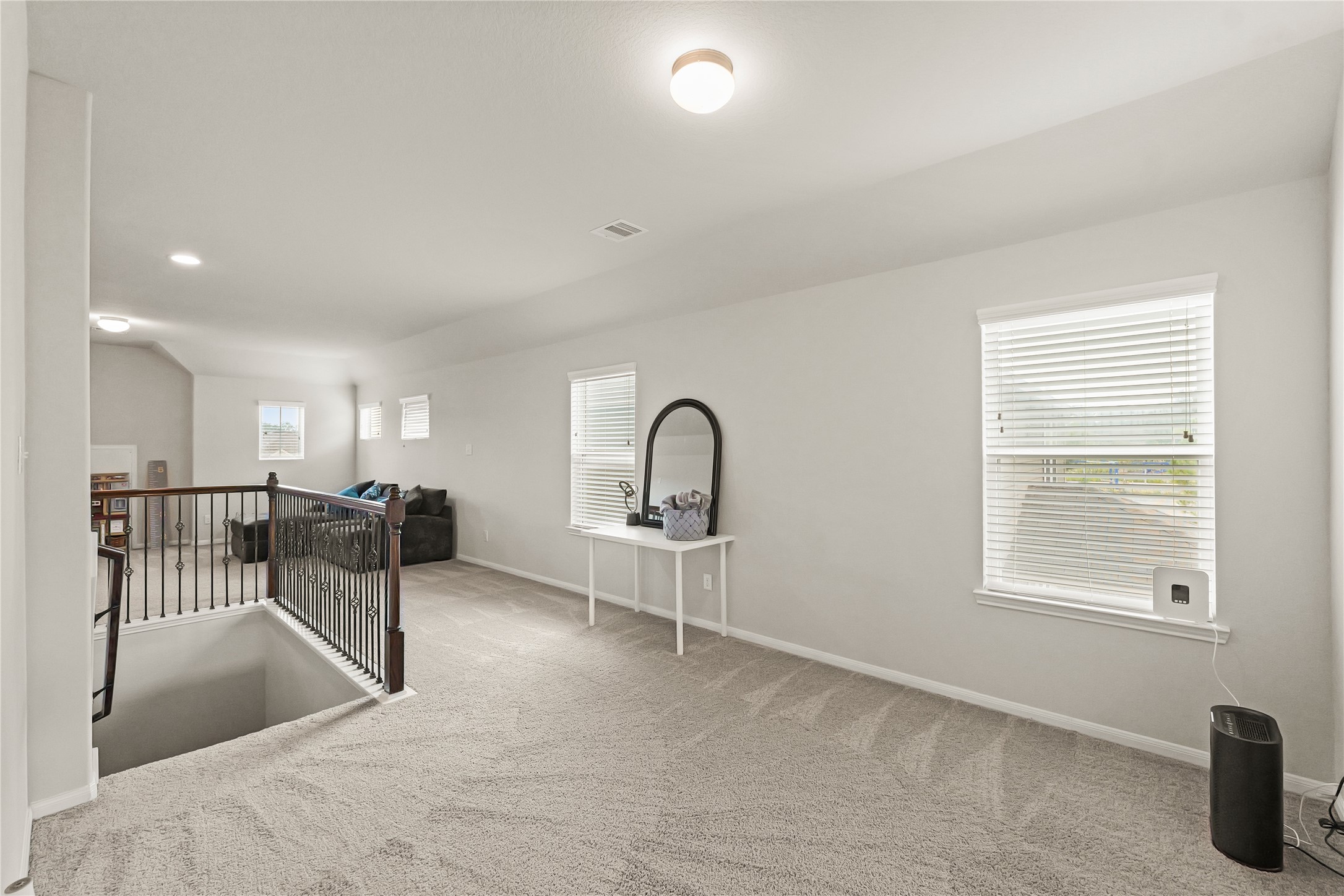 11107 Larkspur Dale Houston, TX 77044 - Photo 30 of 36 a view of a livingroom with furniture and a window