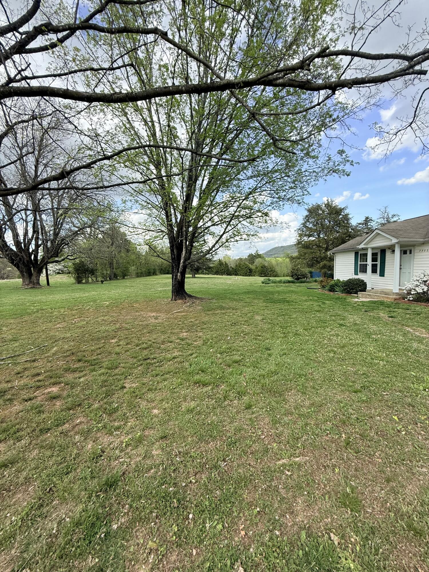 7502 Ooltewah Georgetown Road Ooltewah, TN 37363 - Photo 3 of 7 IMG_9644