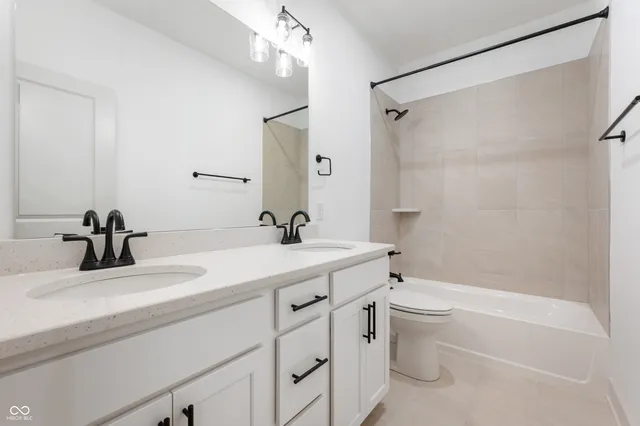 $899,990 | 19614 Wood Farm Place, Westfield, IN 46074