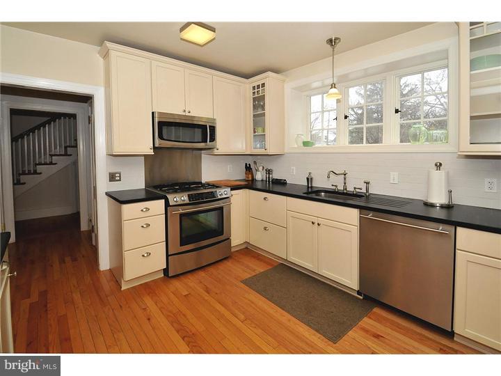 421 Newbold Road Jenkintown, PA 19046 - Photo 3 of 25 Kitchen