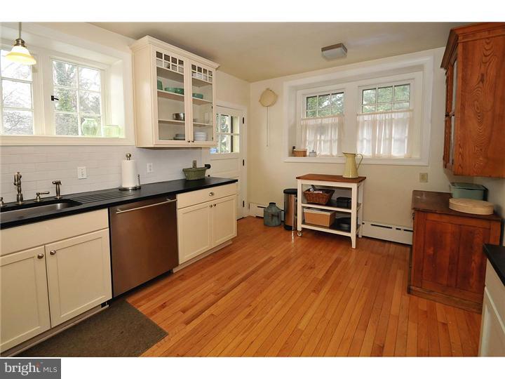 421 Newbold Road Jenkintown, PA 19046 - Photo 5 of 25 Kitchen