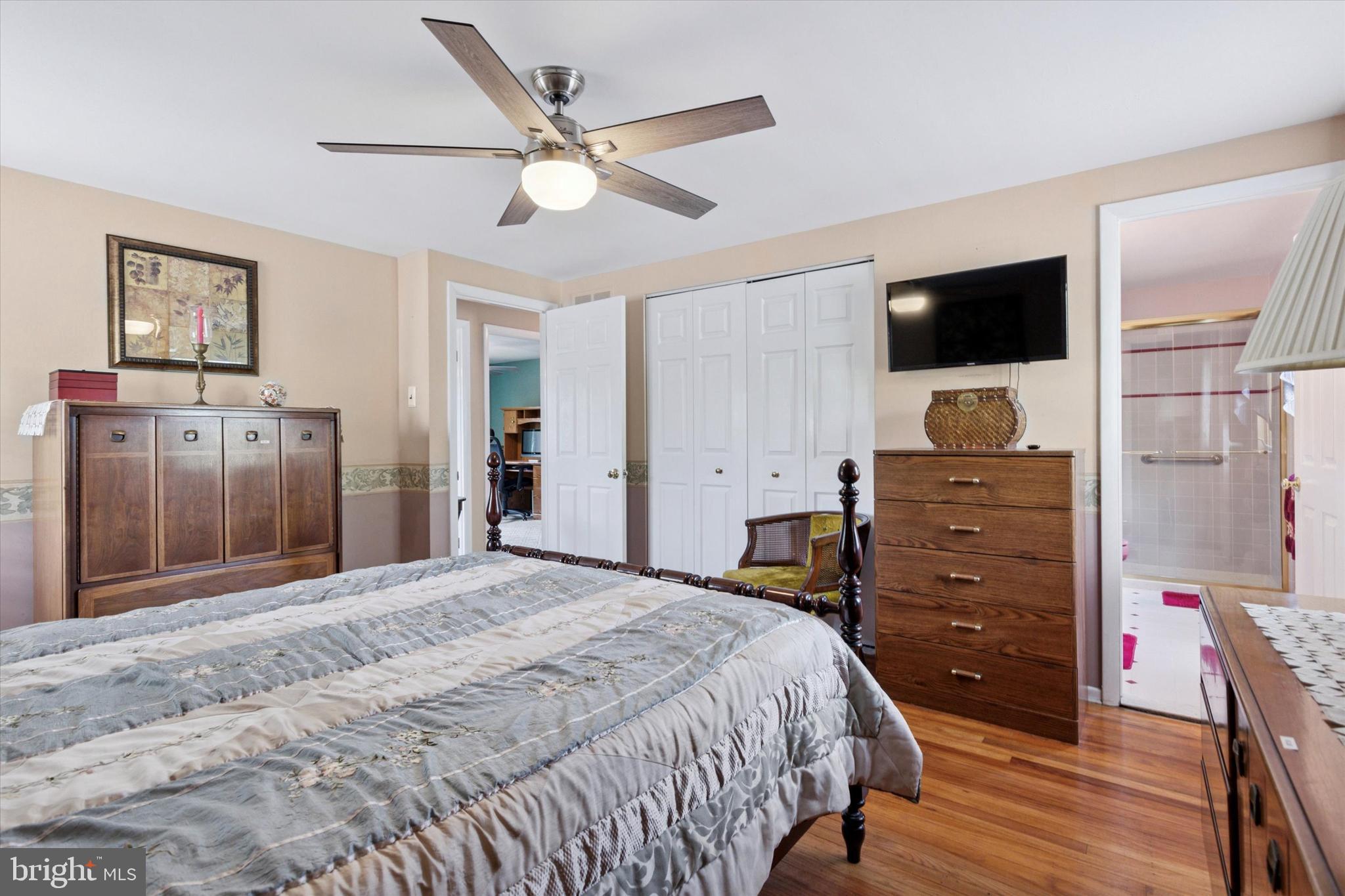 315 Waverly Road Southampton, PA 18966 - Photo 19 of 24 a bedroom with a bed and a flat screen tv