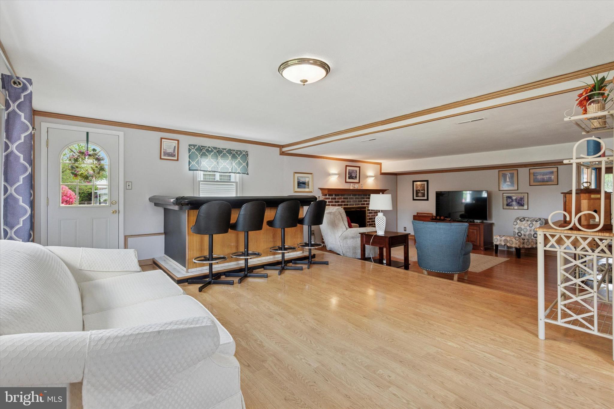 315 Waverly Road Southampton, PA 18966 - Photo 6 of 24 a living room with furniture a wooden floor and window