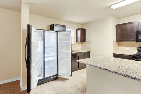 $2,050 | 609 Topaz Lane, Leander, TX 78641