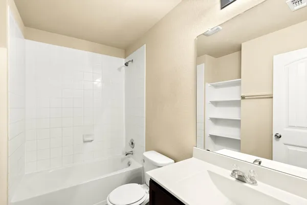 $2,050 | 609 Topaz Lane, Leander, TX 78641