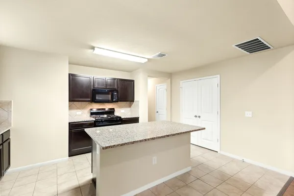 $2,050 | 609 Topaz Lane, Leander, TX 78641