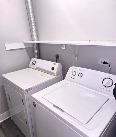 $2,000 | 1808 Fayette Walk, Unit H, Hoffman Estates, IL 60169