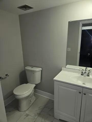 $2,000 | 1808 Fayette Walk, Unit H, Hoffman Estates, IL 60169