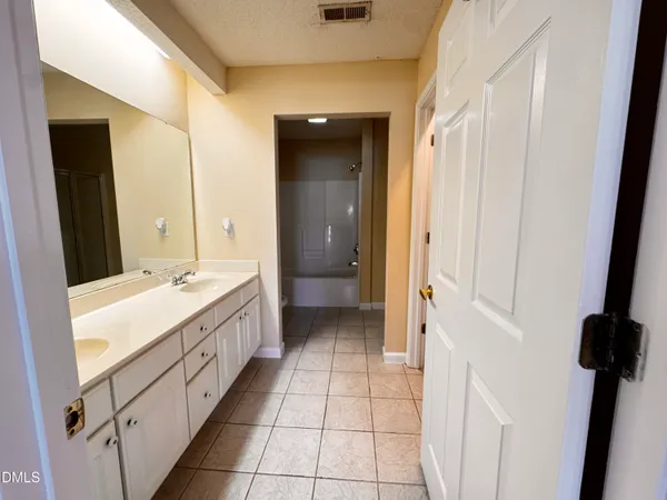 $1,490 | 11230 Centway Park Drive, Unit 100, Raleigh, NC 27617