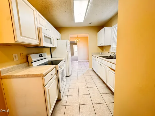 $1,490 | 11230 Centway Park Drive, Unit 100, Raleigh, NC 27617
