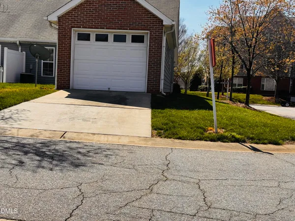 $1,490 | 11230 Centway Park Drive, Unit 100, Raleigh, NC 27617