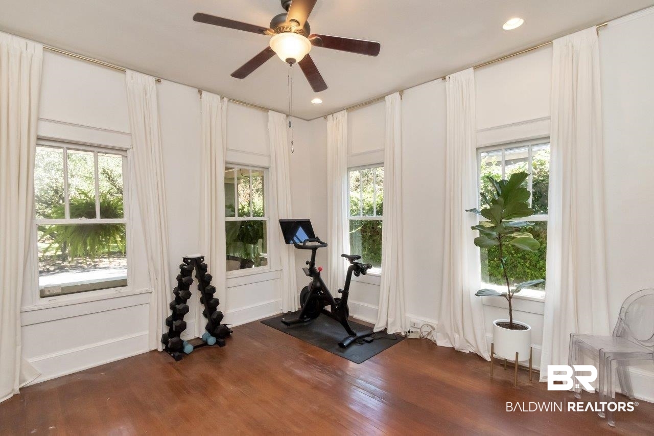 1305 Old Shell Road Mobile, AL 36604 - Photo 17 of 26