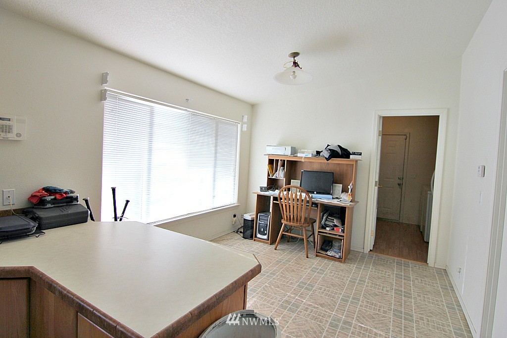 4200 Southwest Hunter Road Port Orchard, WA 98367 - Photo 4 of 11 Gallery Image 4