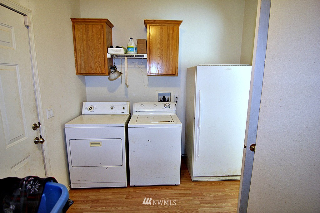 4200 Southwest Hunter Road Port Orchard, WA 98367 - Photo 5 of 11 Gallery Image 5