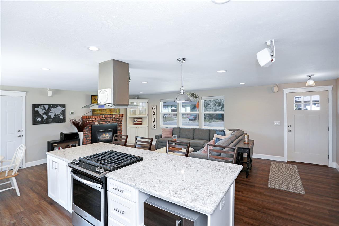 3315 South Bowdish Road Spokane Valley, WA 99206 - Photo 6 of 20 Gallery Image 6