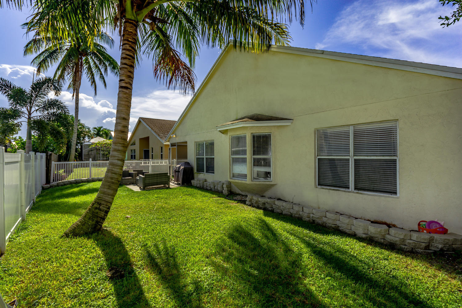 6247 Foster Street Jupiter, FL 33458 - Photo 22 of 22 6247 Foster St Jupiter FL-large-024-028-