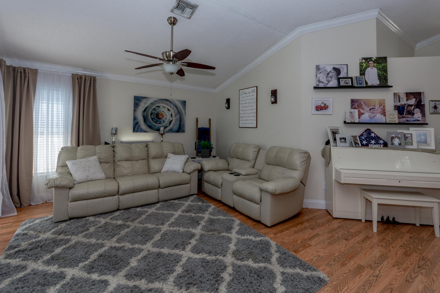 6247 Foster Street Jupiter, FL 33458 - Photo 5 of 22 6247 Foster St Jupiter FL-large-006-017-