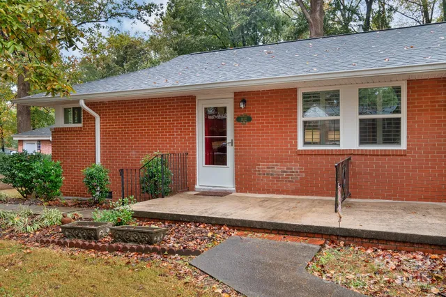 $165,000 | 3132 Marlborough Road, Charlotte, NC 28208